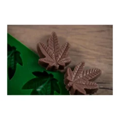 Cannabis levelek jégkocka és süti készítő szilikon tálca