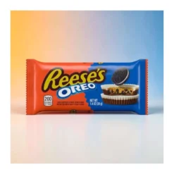 Reeses Oreo Peanut Butter Cups kekszdarabokkal töltött mogyoróvajas csokoládé falat 39g